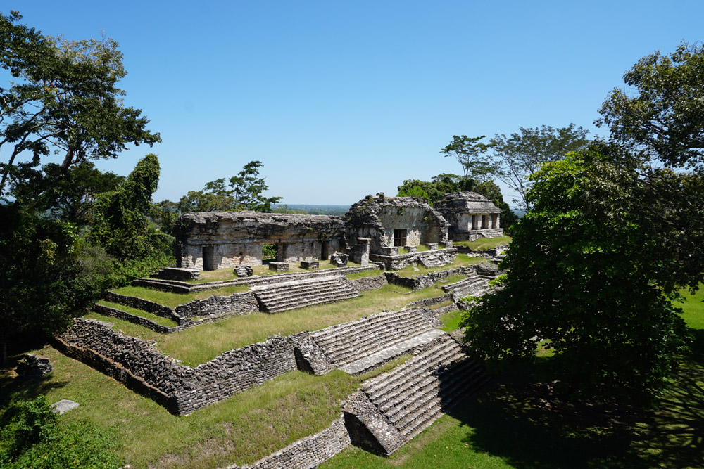 Templo10からみた北の建物群