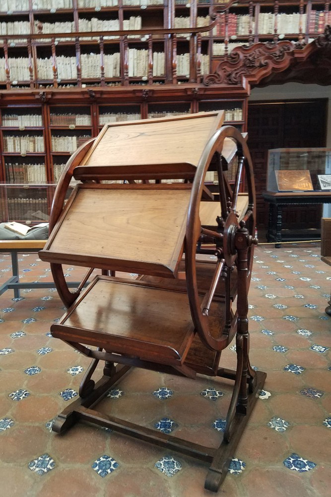 パラフォシアナ図書館