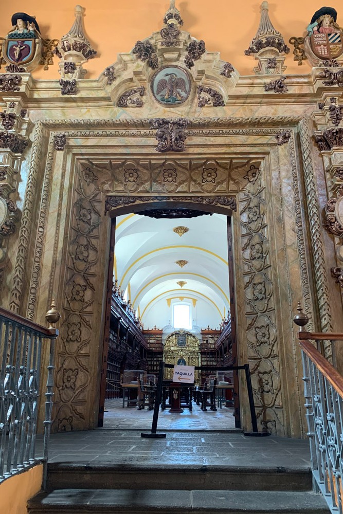パラフォシアナ図書館