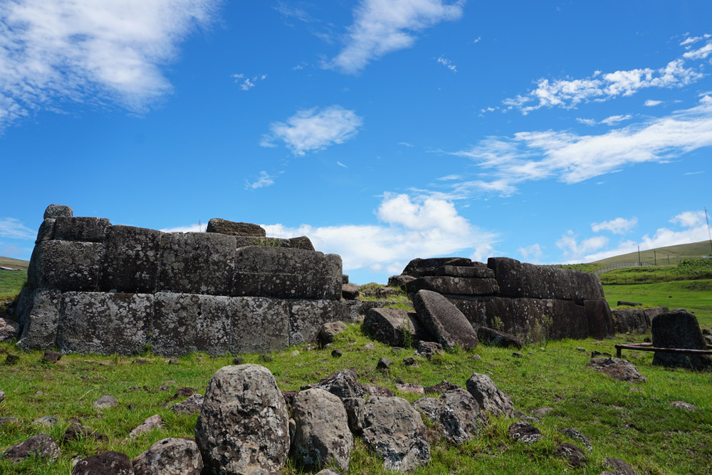Ahu Vinapu