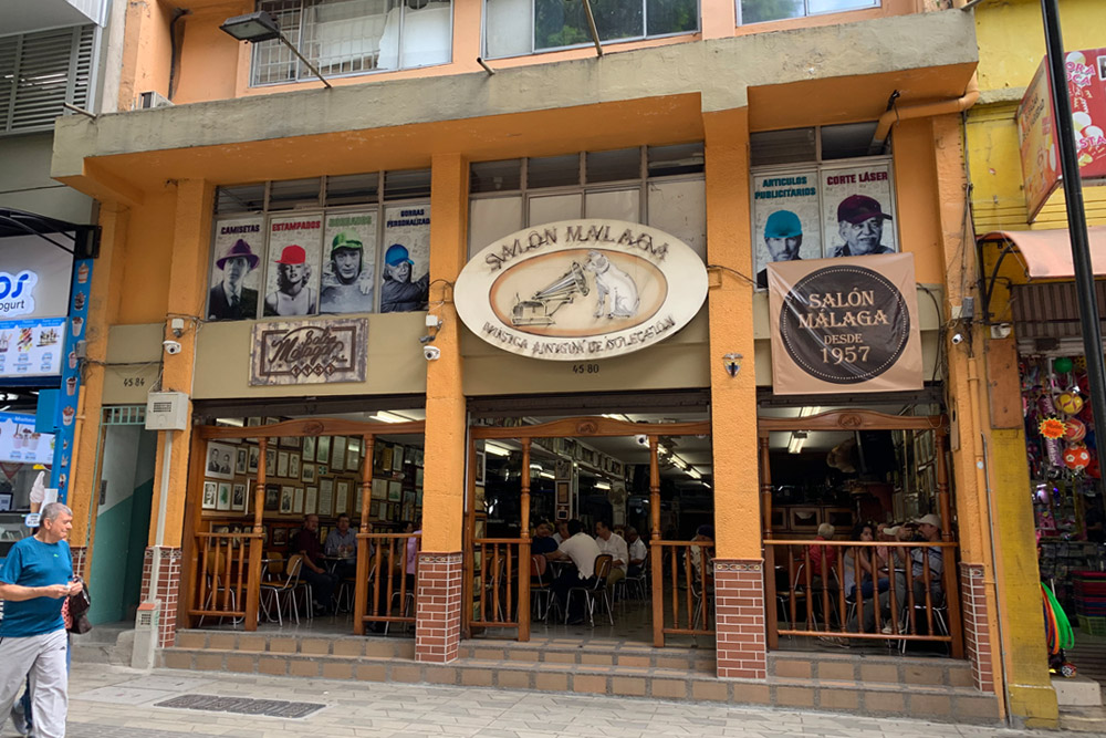 SALON MELAGA