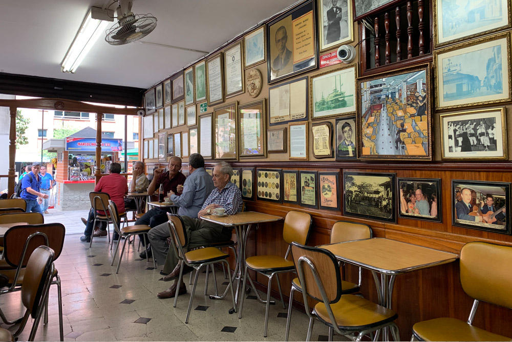 SALON MELAGA