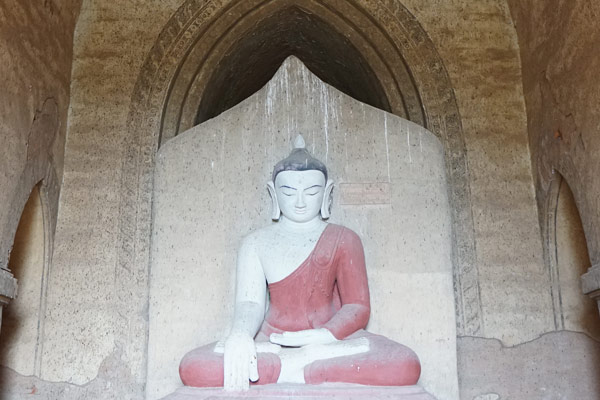 ダマヤンジー寺院 仏像