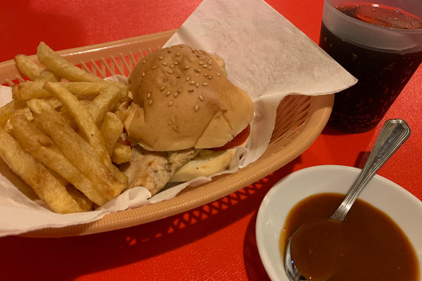 ニャウンシェでのご飯
