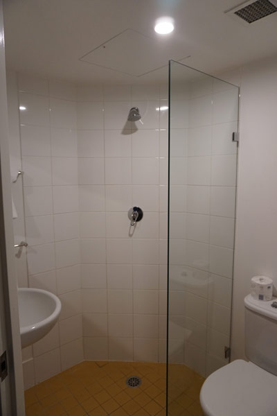ibis Hotel Shower