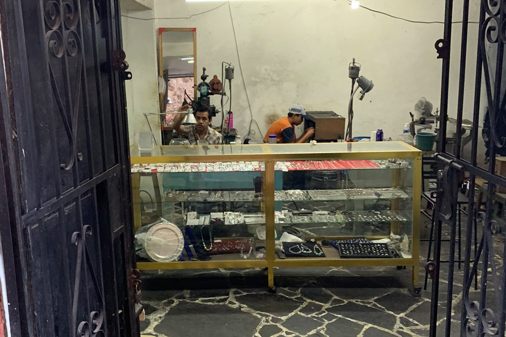 シルバー細工店