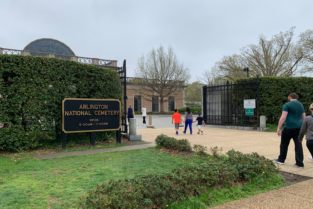 アーリントン墓地