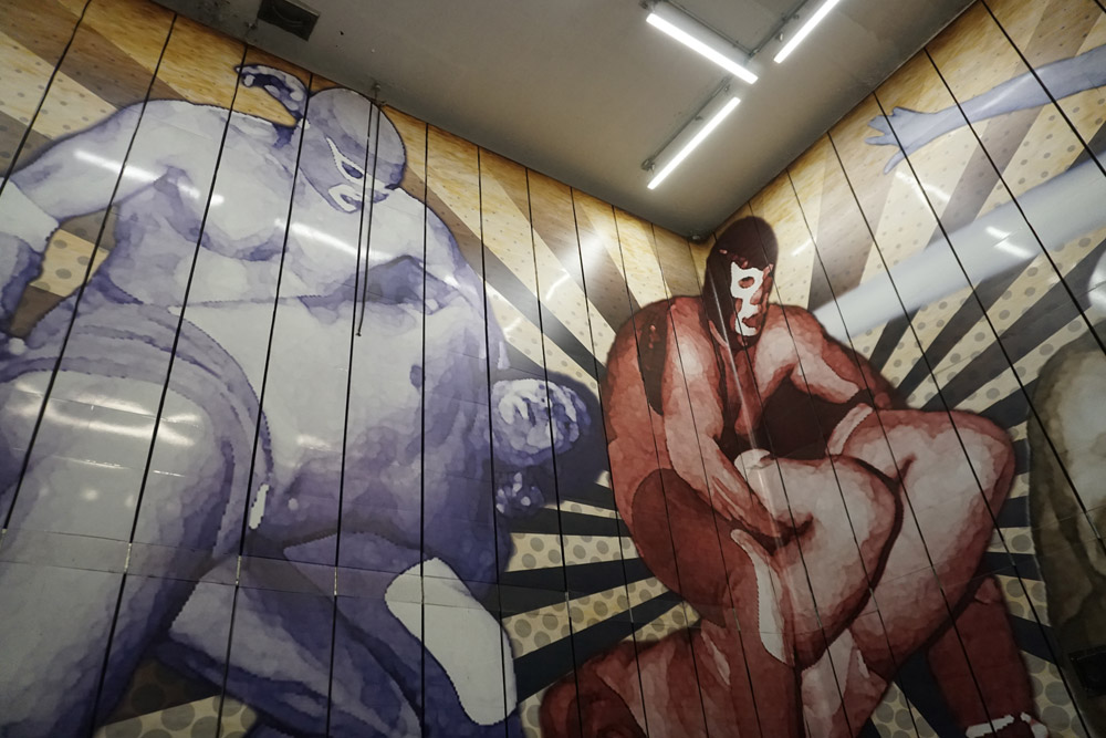 Guerrero駅内 プロレス壁画