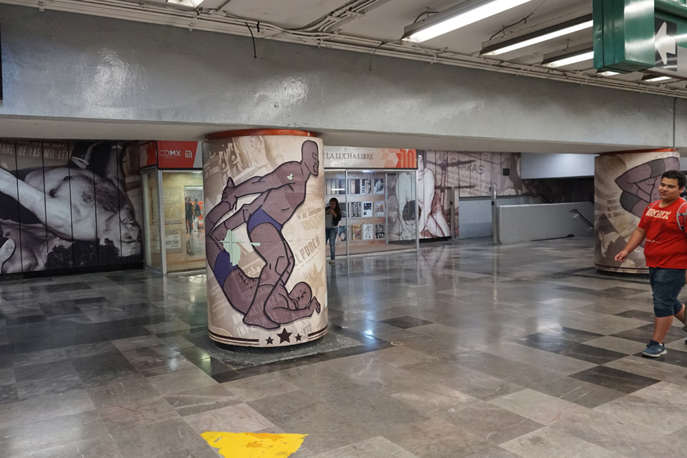Guerrero駅内