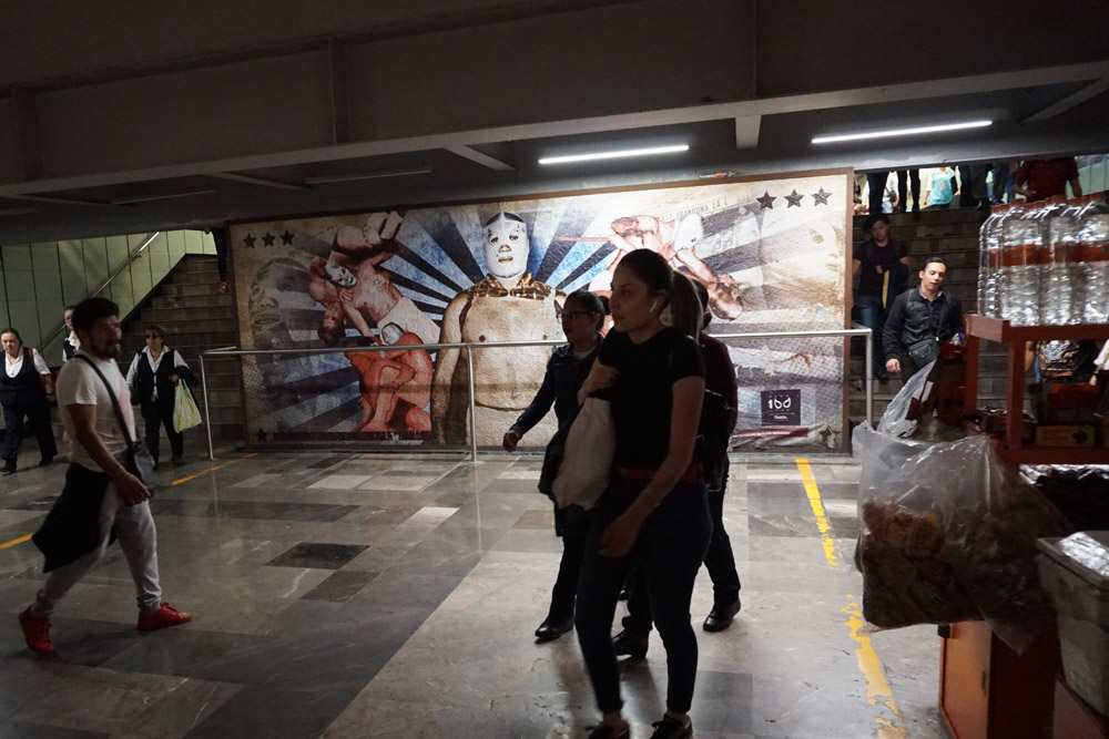 Guerrero駅内