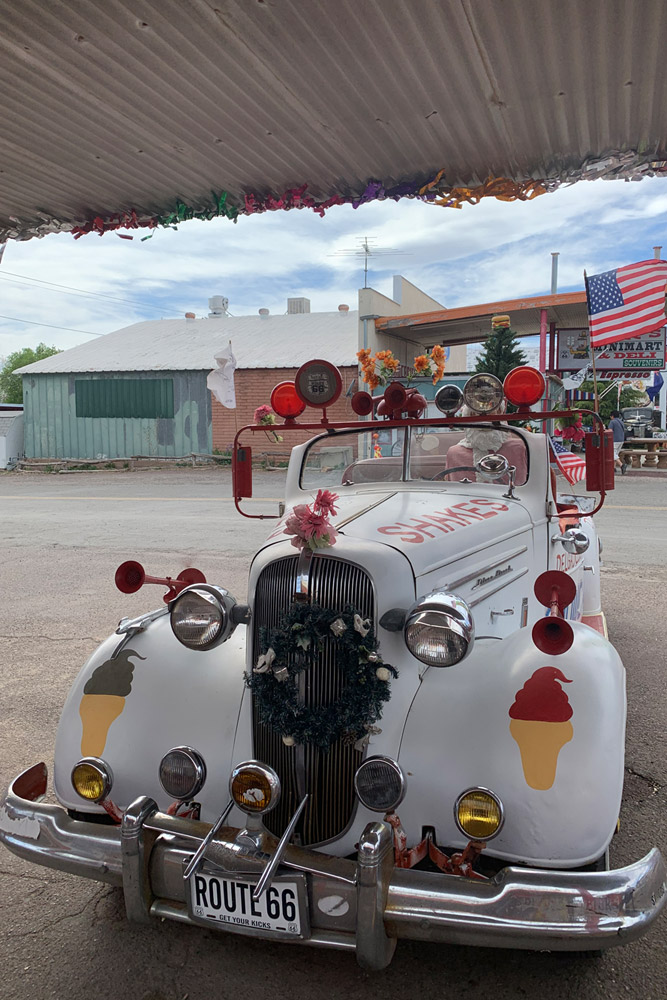 Delgadillo’s Snow Cap