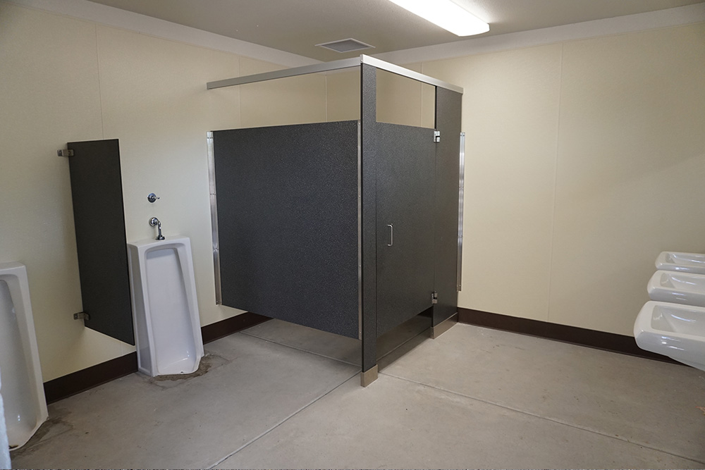 トイレ棟