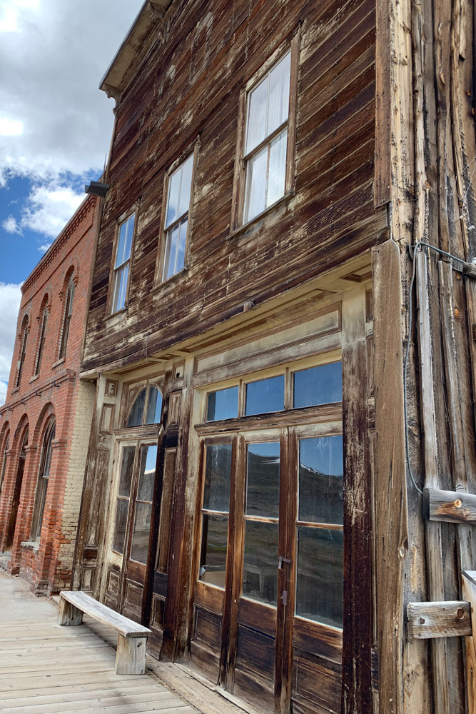 Dechambeau Hotel