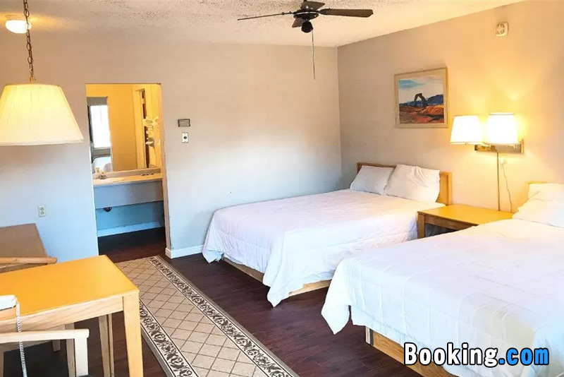 Econo Lodge Salina Scenic Route 89 & I-70
