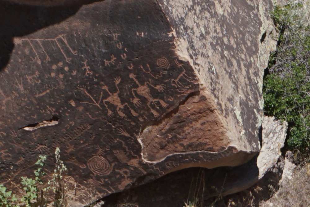 Newspaper Rock Viewpoint