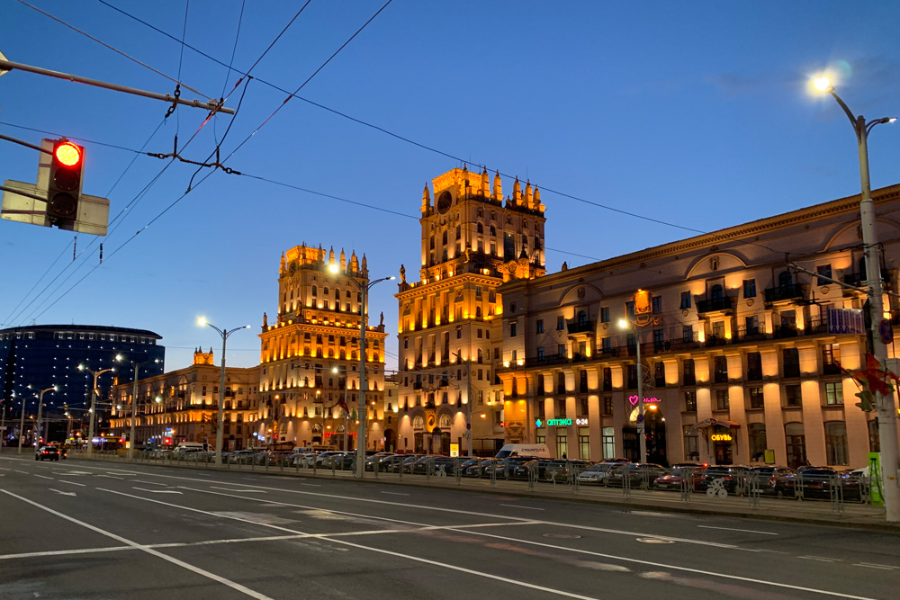 ツインタワー