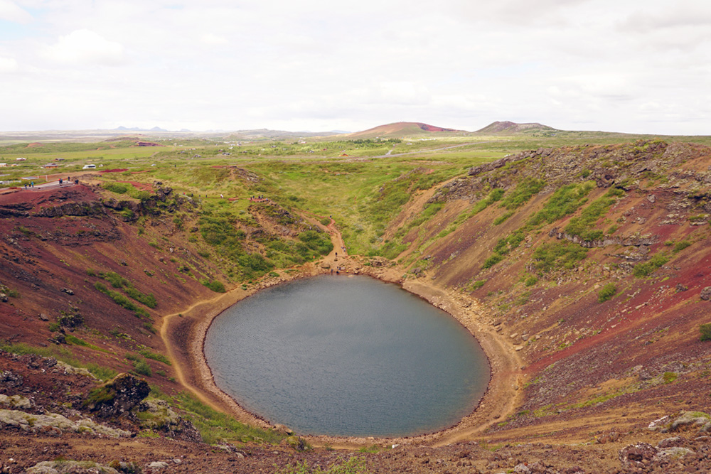 ケリズ火山湖