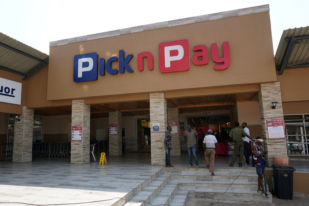 Pick n Payスーパー