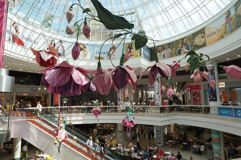 Globus Mall内